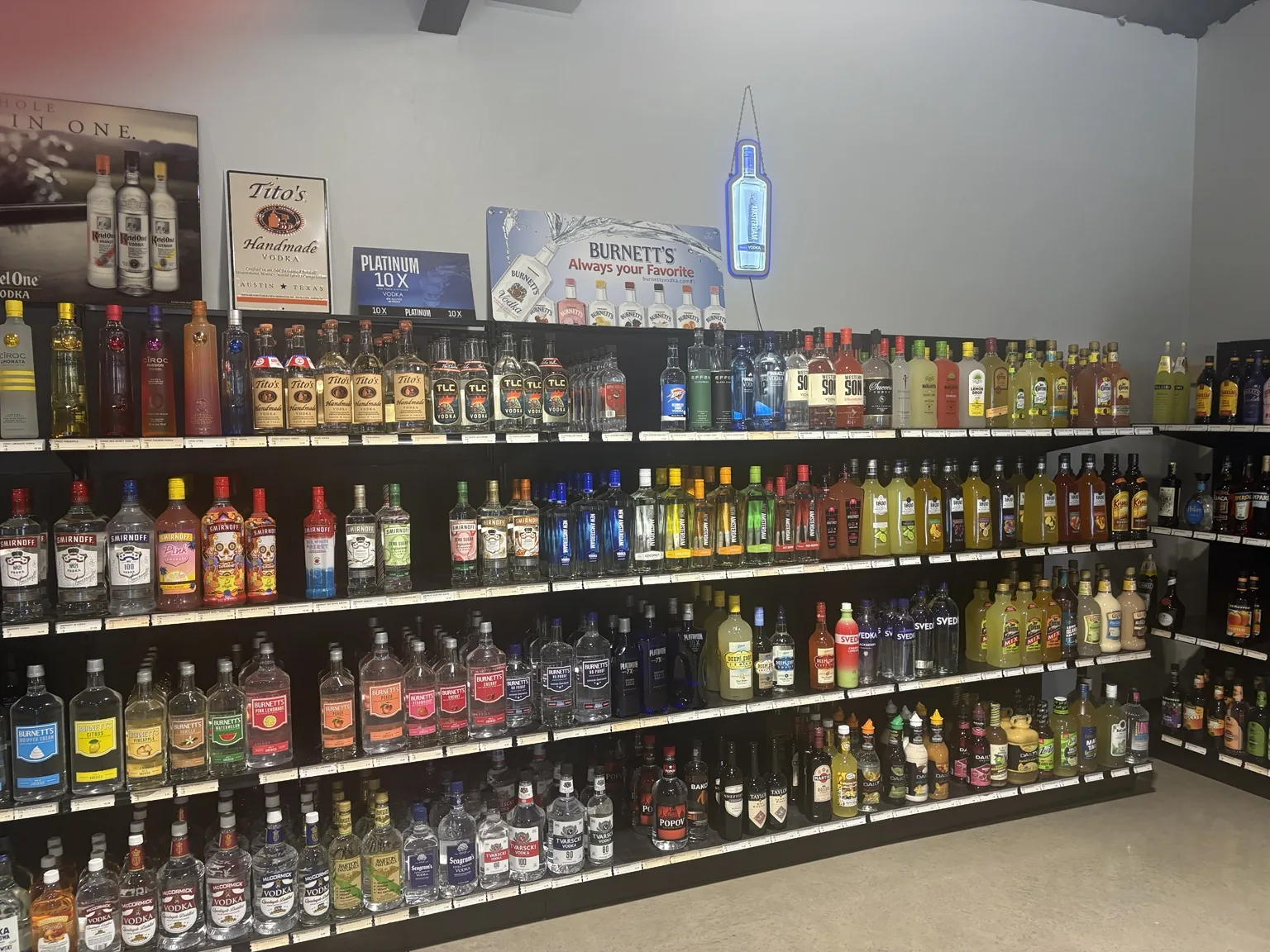Classic and flavored vodkas from Tito’s, Smirnoff, New Amsterdam and Burnett’s beside mixers